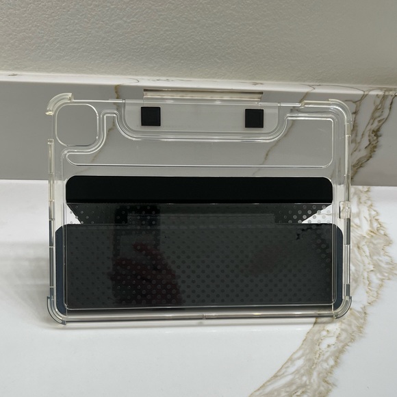 iPad Pro 11-inch Stand Case - Picture 6 of 13